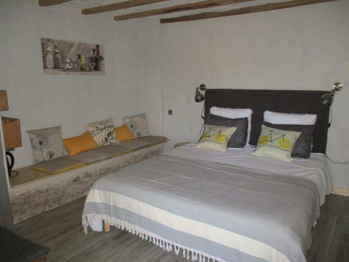 Bed and Breakfast La Grange Aux Hirondelles Sancoins Экстерьер фото