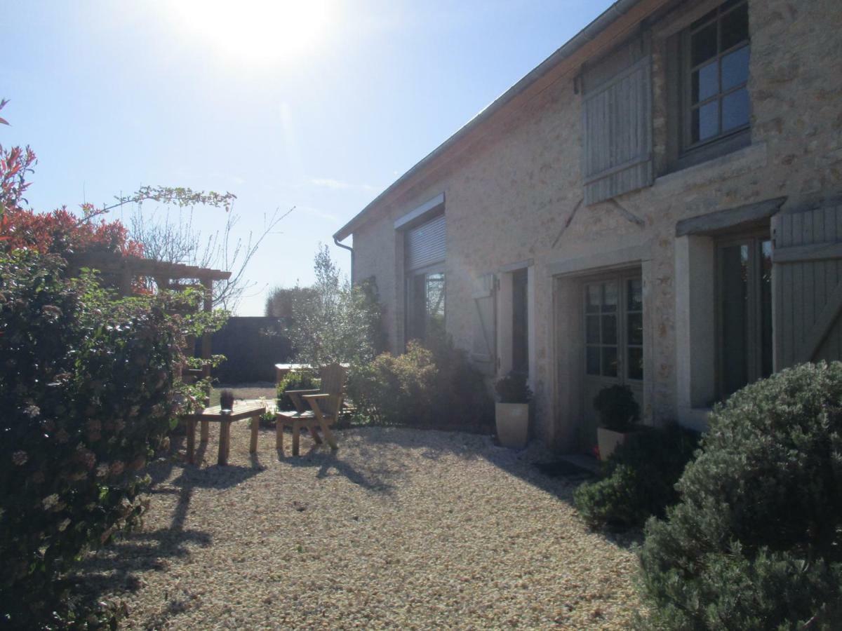 Bed and Breakfast La Grange Aux Hirondelles Sancoins Экстерьер фото
